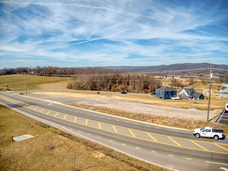 3966 Prices Fork Rd, Blacksburg, VA en venta - Foto del edificio - Imagen 3 de 22