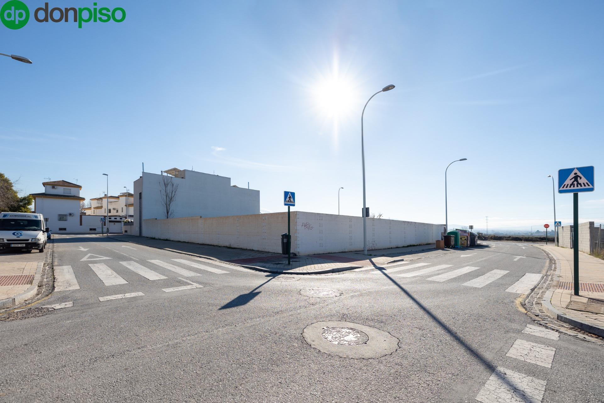 Calle Secaderos, Granada, Granada en venta Foto principal- Imagen 1 de 17