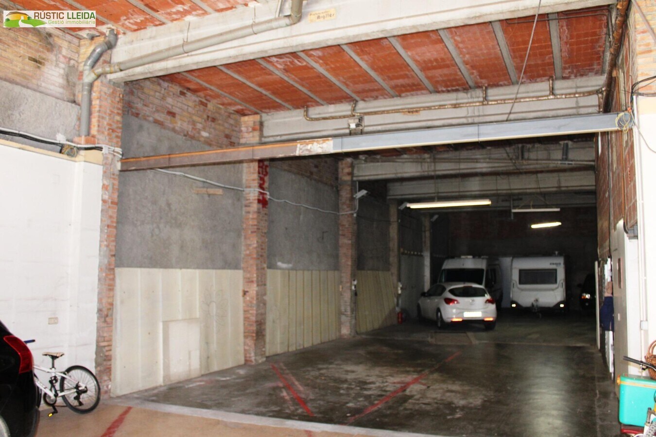 Tàrrega, LER 25300 - Unidad - - - Foto del interior - Image 1 of 1