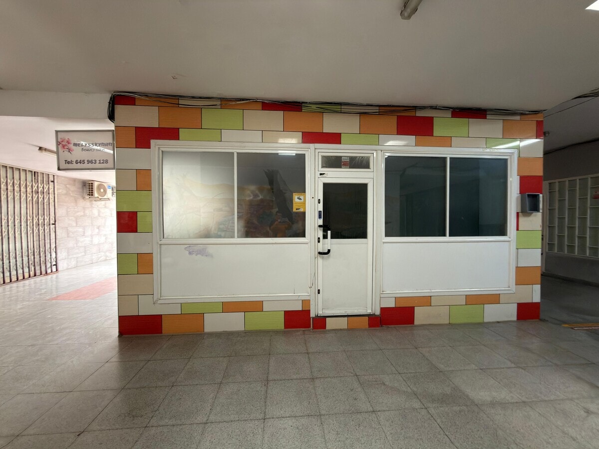 Collado Villalba, MAD 28400 - Unidad Puerta 05, Esc. 3 -  - Foto del interior - Image 1 of 8