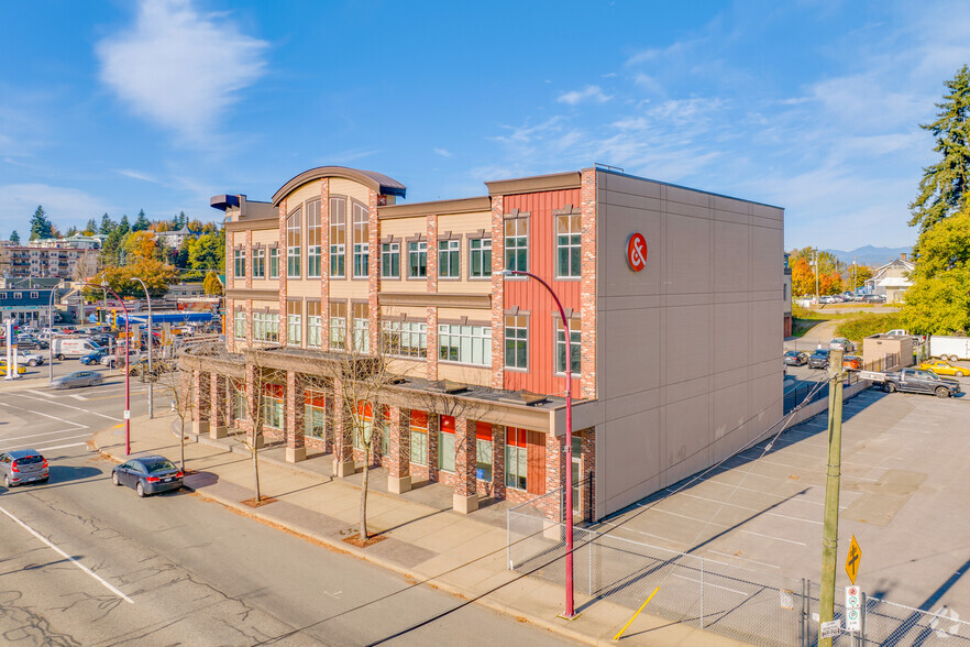 2600 Gladys Ave, Abbotsford, BC en alquiler - Foto del edificio - Imagen 2 de 4