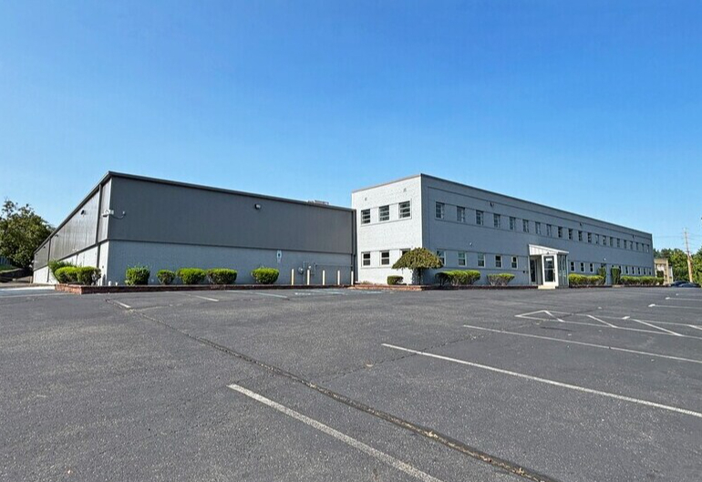 6901 N Crescent Blvd, Pennsauken, NJ en alquiler Foto del edificio- Imagen 1 de 11