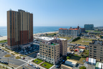 200 Deal Lake Dr, Asbury Park, NJ - VISTA AÉREA  vista de mapa