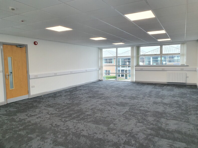 17 Howley Park Close, Morley en alquiler - Foto del interior - Imagen 3 de 7