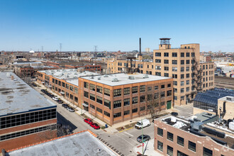 1550-1556 W Carroll, Chicago, IL - VISTA AÉREA  vista de mapa