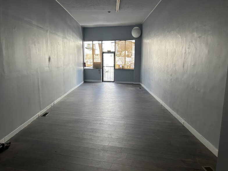 1210 Broadway, Somerville, MA en alquiler - Foto del interior - Imagen 3 de 5