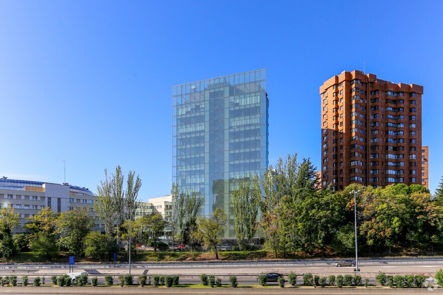 Cardenal Marcelo Spinola, 42, Madrid, Madrid en alquiler - Foto del edificio - Imagen 1 de 21