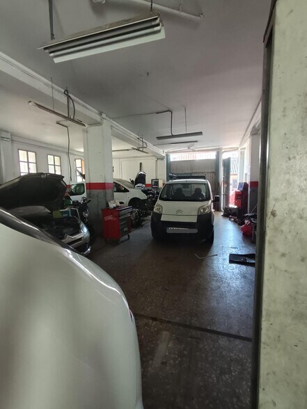 Local en Córdoba, Córdoba en venta - Foto del edificio - Imagen 2 de 15