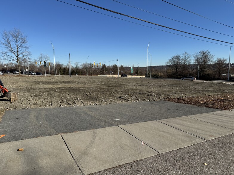 266 Slades Ferry Ave, Somerset, MA en venta - Foto de la construcción - Imagen 3 de 23