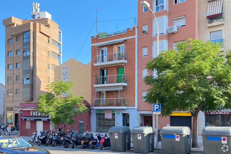 Calle Marqués de Viana, 40, Madrid, Madrid en venta - Foto del edificio - Imagen 2 de 2