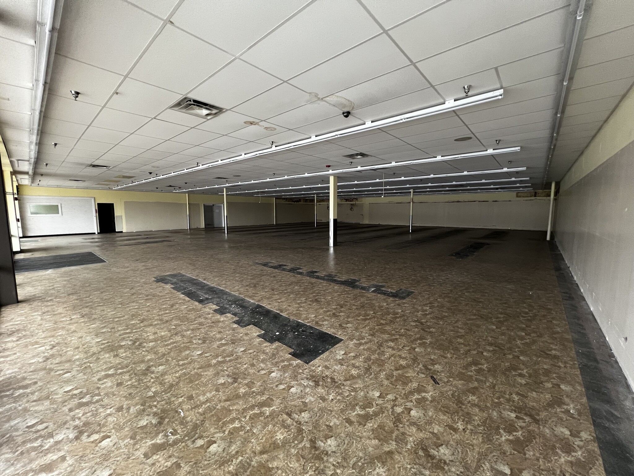 419-449 Highway 52 Byp W, Lafayette, TN en alquiler Foto del interior- Imagen 1 de 1