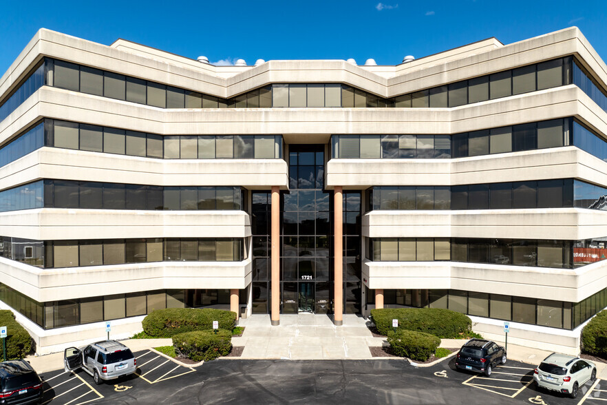 1721 Moon Lake Blvd, Hoffman Estates, IL en alquiler - Foto del edificio - Imagen 3 de 28