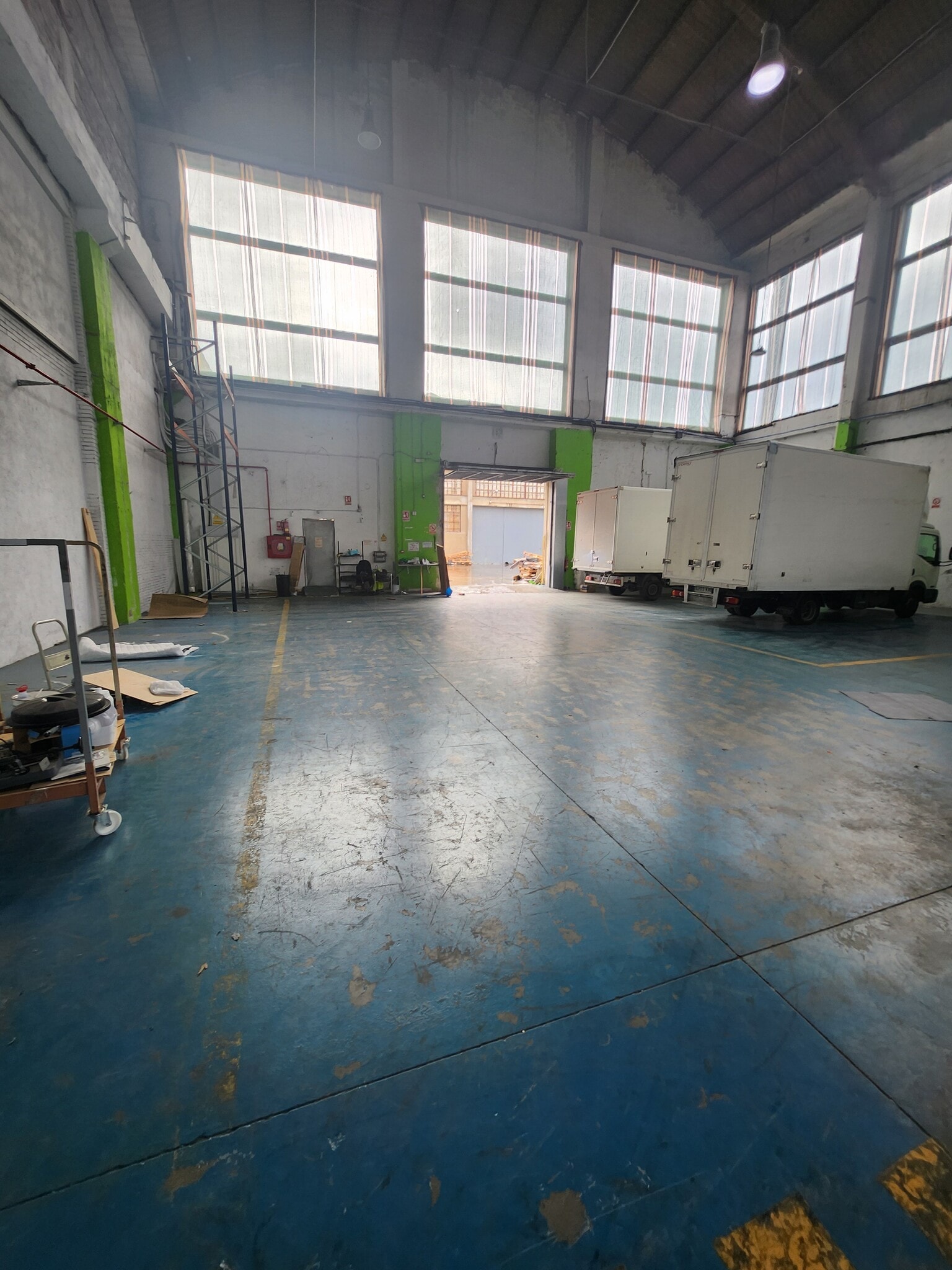 Nave en L'Hospitalet de Llobregat, Barcelona en alquiler Foto del edificio- Imagen 1 de 10