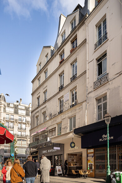 16 Rue Des Petits Carreaux, Paris en alquiler - Foto del edificio - Imagen 2 de 11