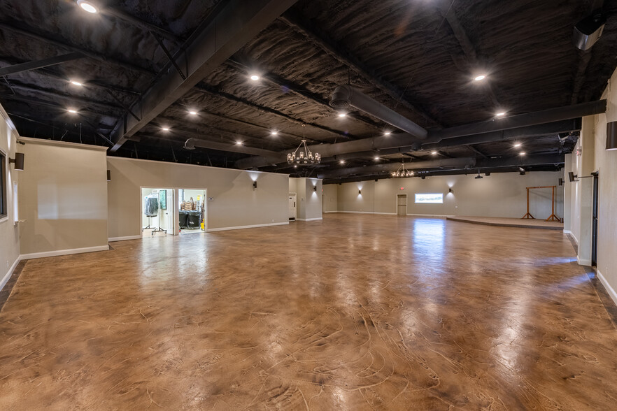 5400 Seymour Hwy, Wichita Falls, TX en venta - Lobby - Imagen 2 de 38