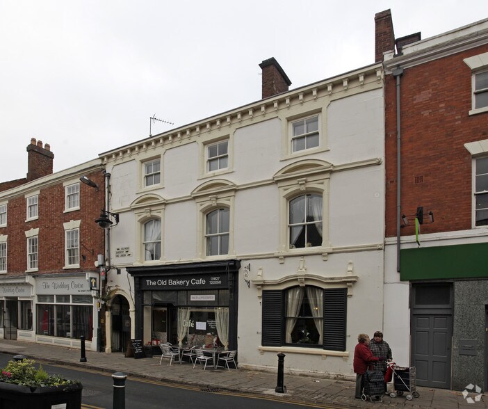 94 Long St, Atherstone en venta - Foto del edificio - Imagen 2 de 2