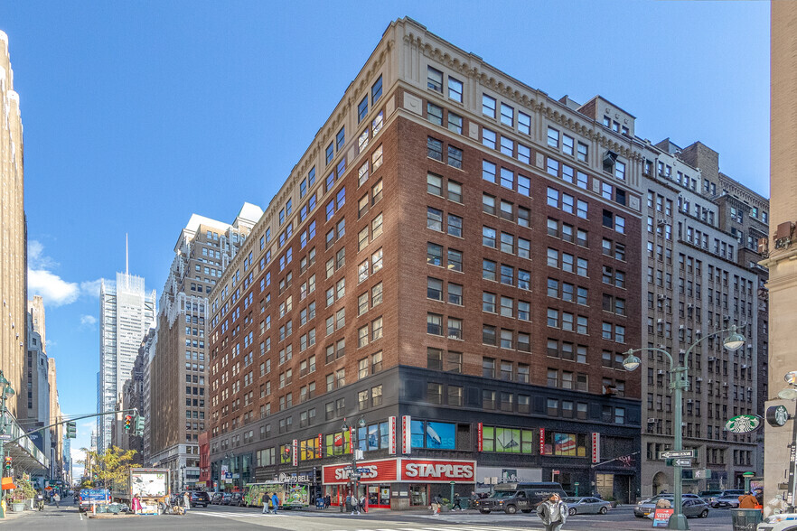 500 Eighth Ave, New York, NY en alquiler - Foto del edificio - Imagen 2 de 13