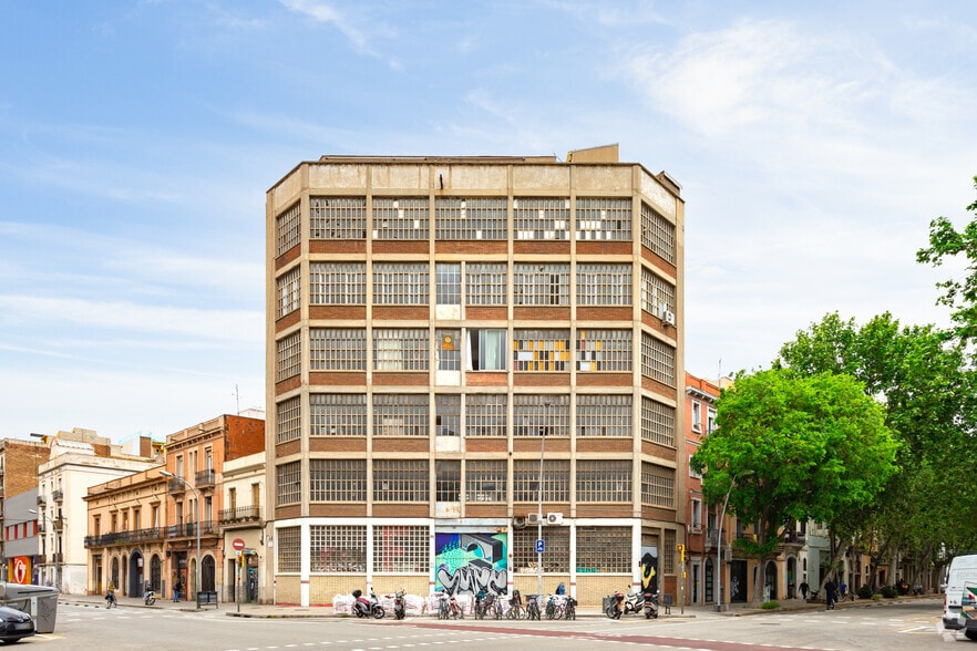 Oficina en Barcelona, Barcelona en alquiler - Foto del edificio - Imagen 2 de 5