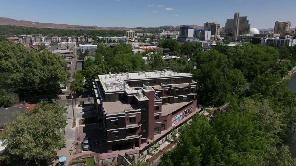 700 Riverside Dr, Reno, NV en alquiler - Vídeo de anuncio comercial - Imagen 2 de 19