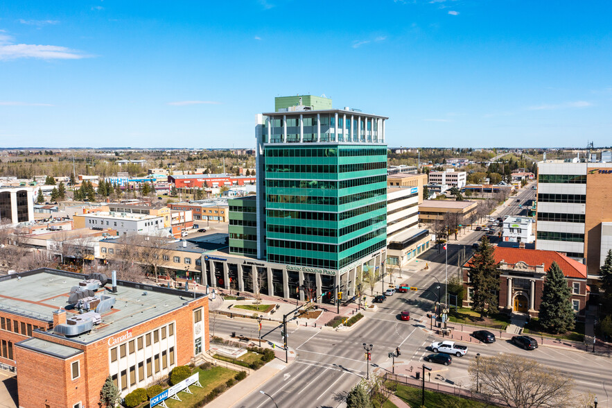 4900 50 St, Red Deer, AB en alquiler - Foto del edificio - Imagen 1 de 10