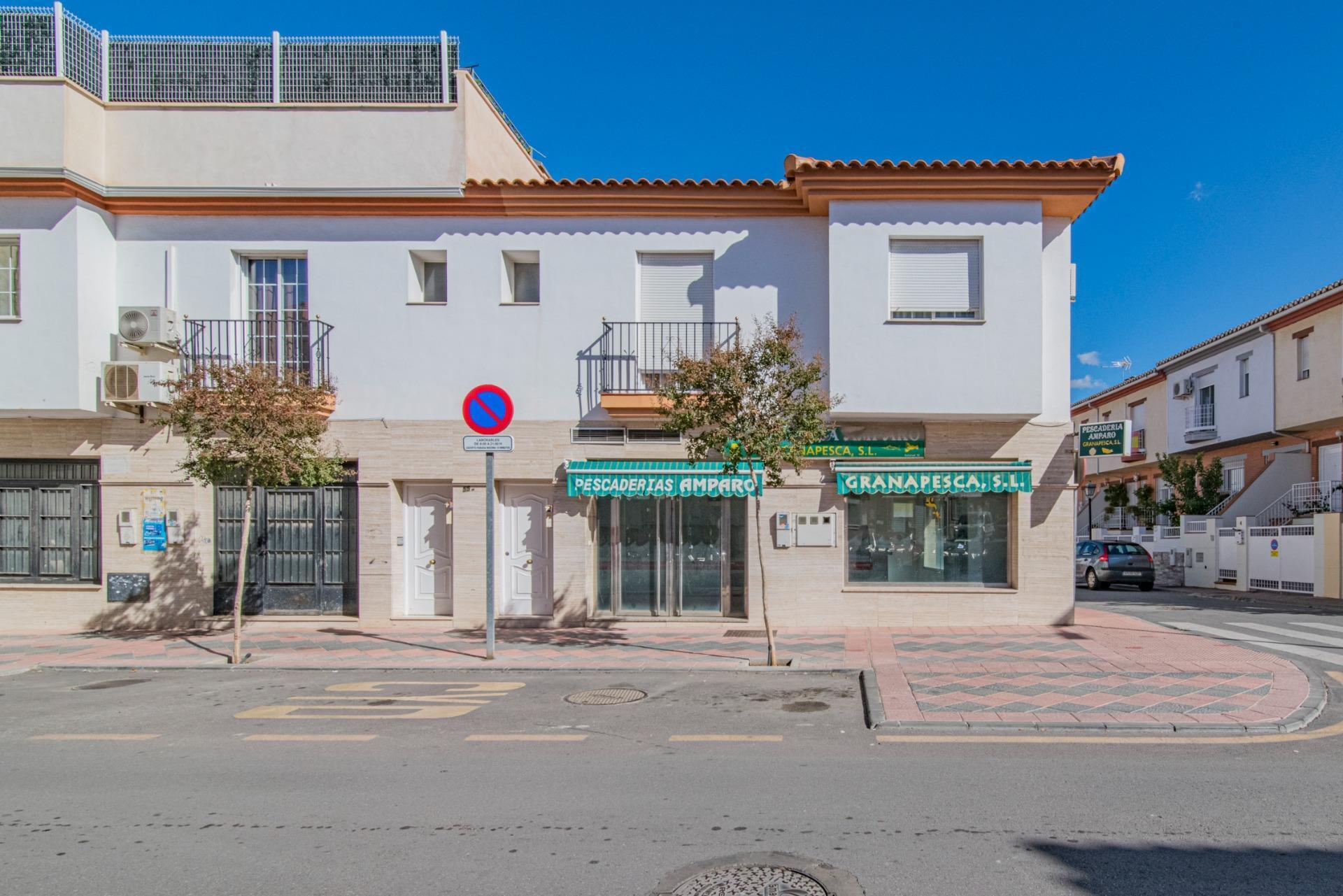 Calle San Miguel, Armilla, Granada en venta Foto del edificio- Imagen 1 de 22