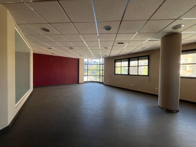 Más detalles de Oficina en alquiler