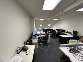 1111 W Town and Country Rd, Orange, CA en alquiler Foto del interior- Imagen 2 de 10