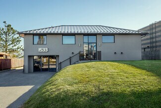 Más detalles de 1533 Dundas St E, Whitby, ON - Oficina en venta