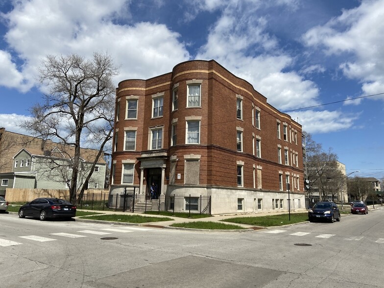 7157 S Yale Ave, Chicago, IL en venta - Foto principal - Imagen 1 de 5