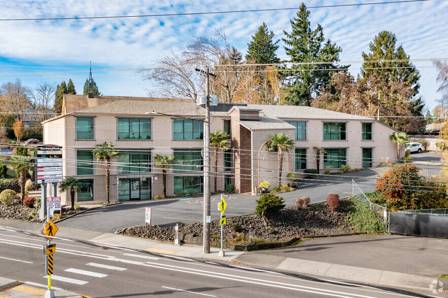 9221 SW Barbur Blvd, Portland, OR en alquiler - Foto del edificio - Imagen 2 de 5