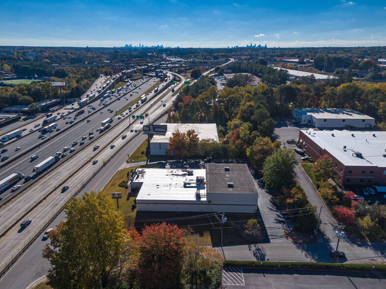 4224 Northeast Expy, Atlanta, GA en alquiler - Foto del edificio - Imagen 3 de 7