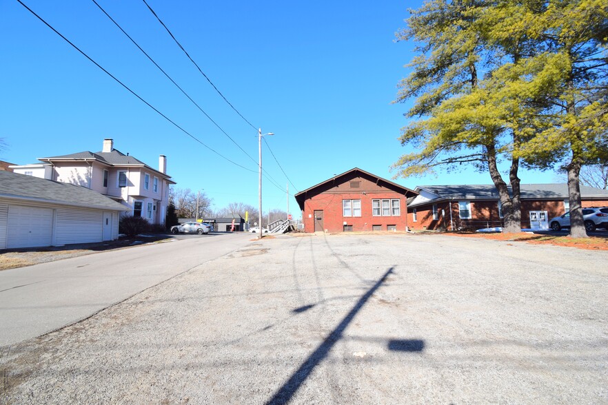 1921 Broadway St, Mount Vernon, IL en venta - Foto del edificio - Imagen 3 de 9