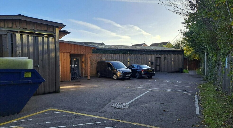 24 Rook Way, Horsham en alquiler - Foto principal - Imagen 1 de 1