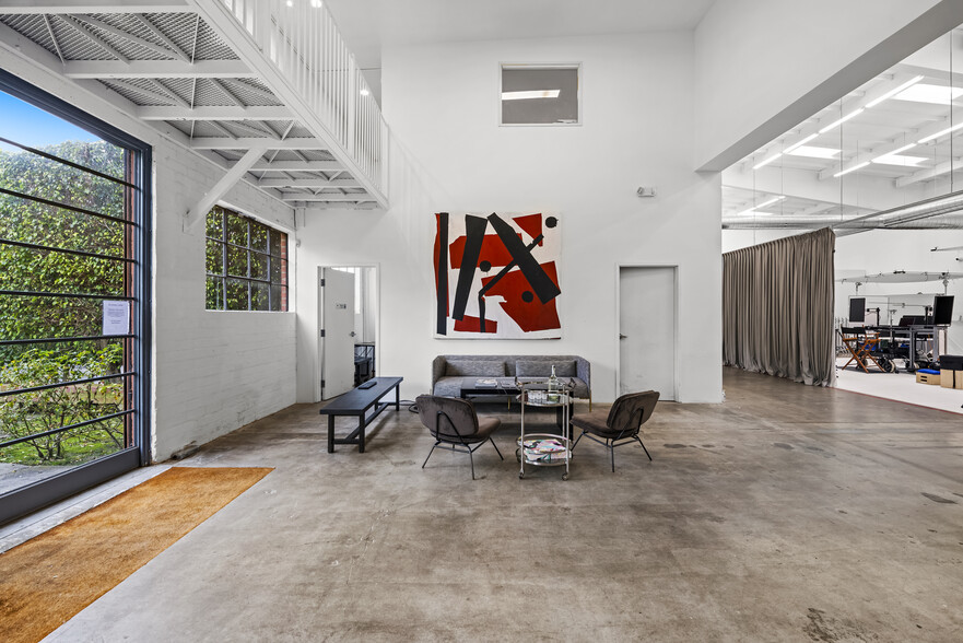 11240 Playa Ct, Culver City, CA en alquiler - Foto del interior - Imagen 2 de 15