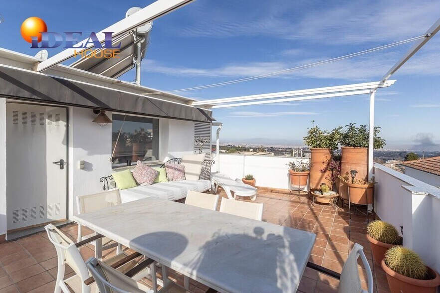 Edificio residencial en Dílar, Granada en venta - Foto del edificio - Imagen 3 de 50