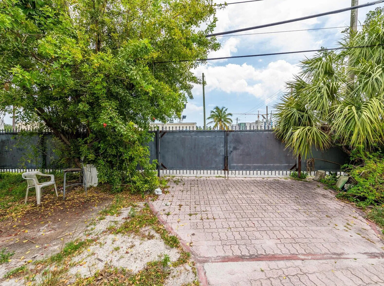 400 NW 1st St, Dania Beach, FL en venta - Foto del edificio - Imagen 3 de 6