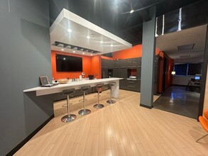 1651 N Collins Blvd, Richardson, TX en alquiler Foto del interior- Imagen 2 de 7