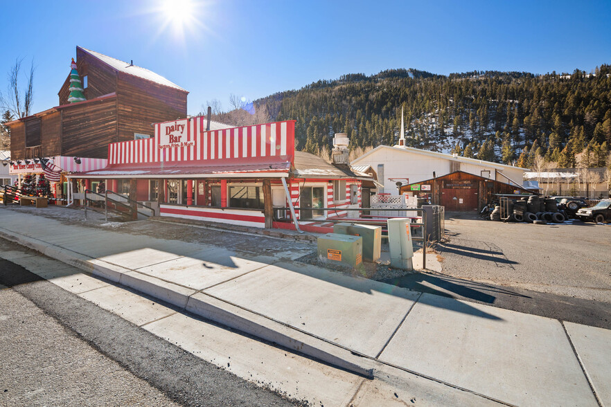 417 Main - NM 38 hwy, Red River, NM en venta - Foto del edificio - Imagen 2 de 35