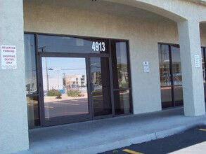 500-640 S Decatur Blvd, Las Vegas, NV en alquiler Foto del edificio- Imagen 2 de 5