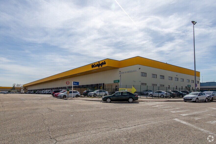 Avenida de Europa, 3, Coslada, Madrid en alquiler - Foto del edificio - Imagen 3 de 3