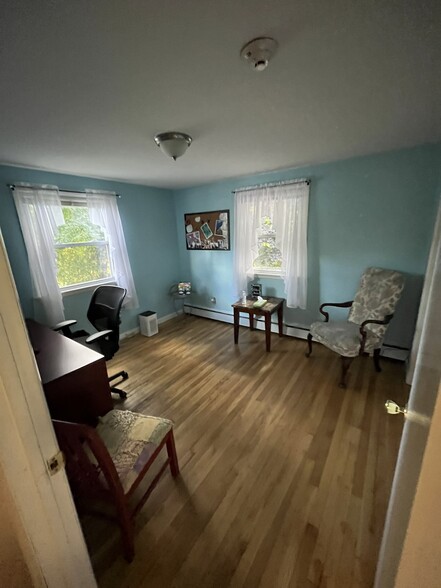 890 Centerville Rd, Warwick, RI en venta - Foto del edificio - Imagen 2 de 9