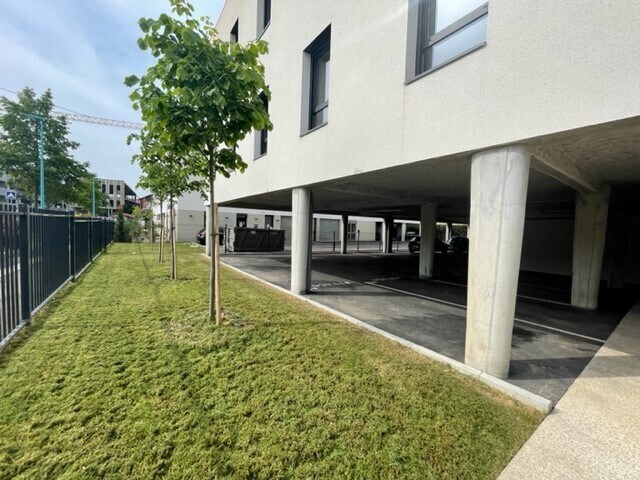 10 Chemin De L'Industrie, Dardilly en alquiler - Foto del edificio - Imagen 2 de 5