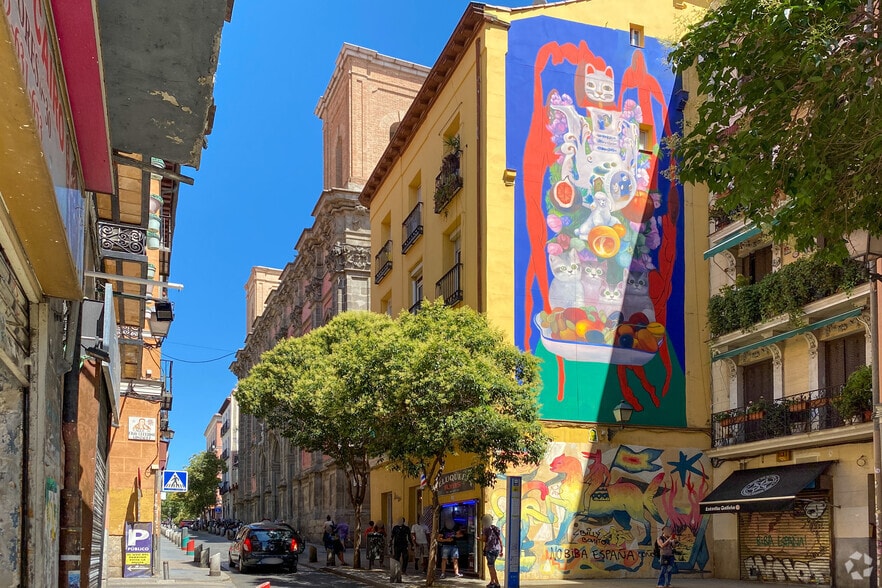 Calle de Embajadores, 17, Madrid, Madrid en alquiler - Foto del edificio - Imagen 2 de 4