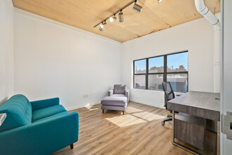 4207-4215 W Jefferson Blvd, Los Angeles, CA en alquiler Foto del interior- Imagen 2 de 9