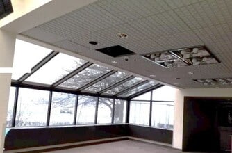 700 Pilgrim Way, Green Bay, WI en venta Foto del interior- Imagen 1 de 5