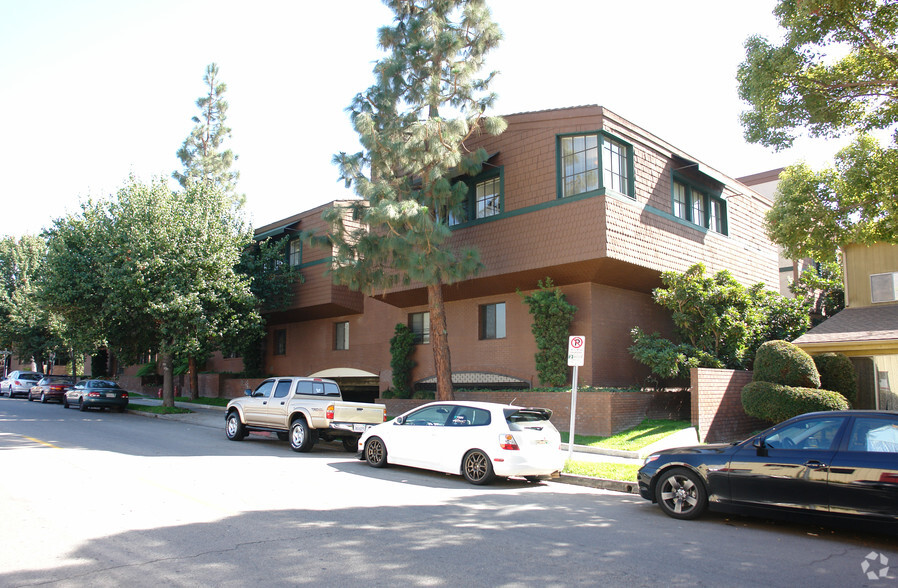 410 W Arden Ave, Glendale, CA en alquiler - Foto del edificio - Imagen 1 de 3