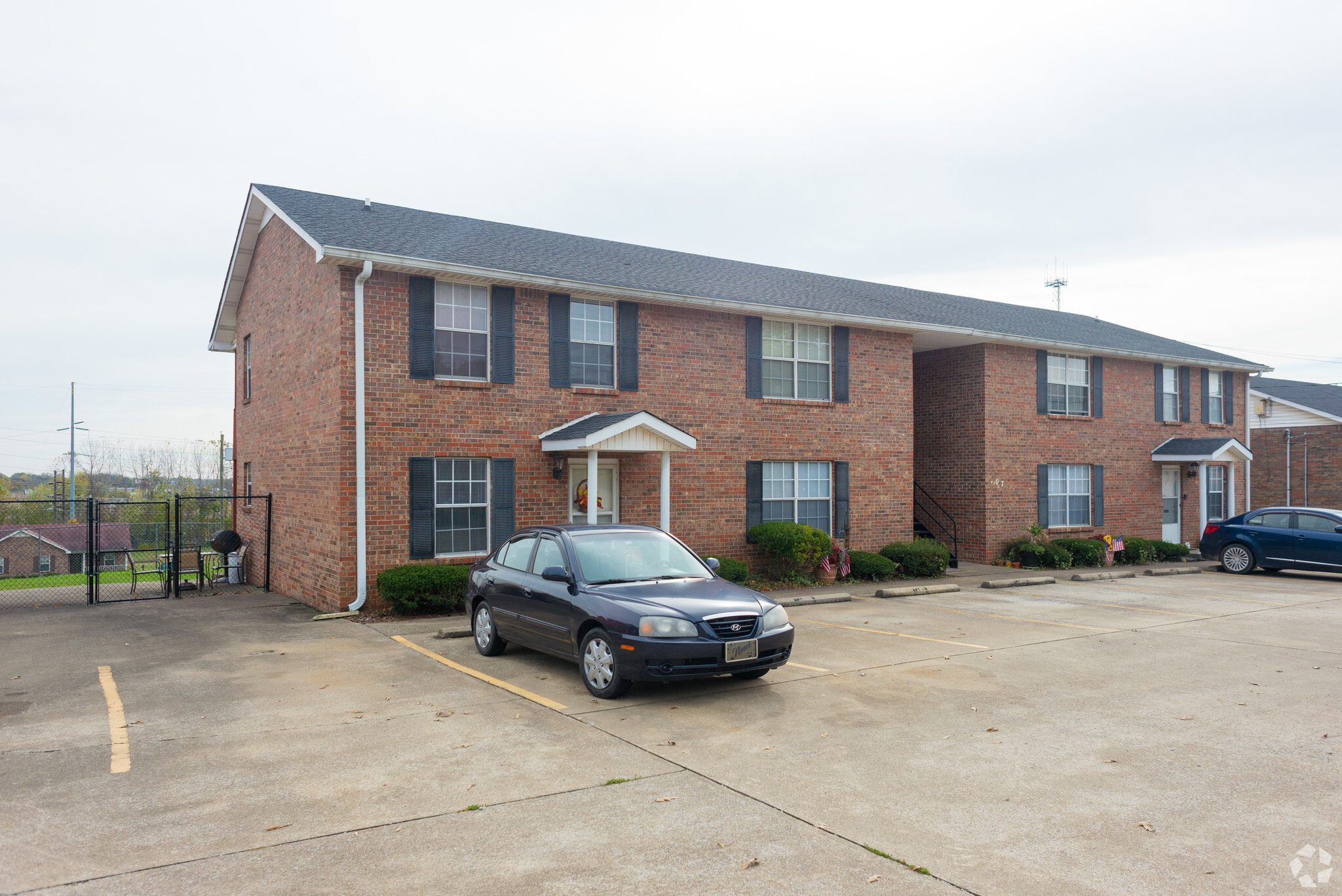 284 Rue Le Mans Dr, Clarksville, TN en venta Foto principal- Imagen 1 de 9