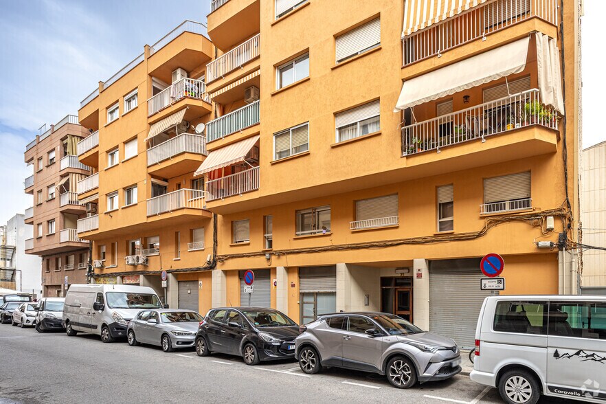 Carrer Del Germà Joaquim, 49-55, Terrassa, Barcelona en venta - Foto del edificio - Imagen 2 de 3