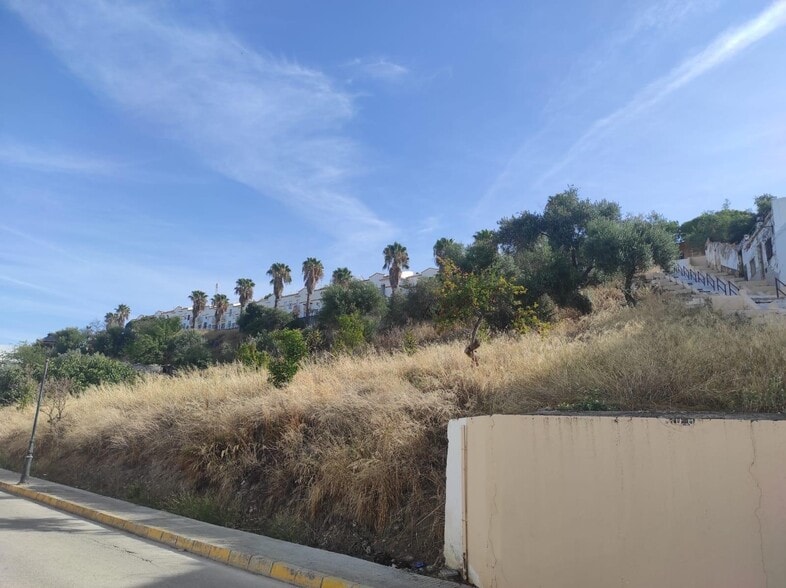 Calle Extramuros, 11, Villamartín, Cádiz en venta - Foto del edificio - Imagen 3 de 8