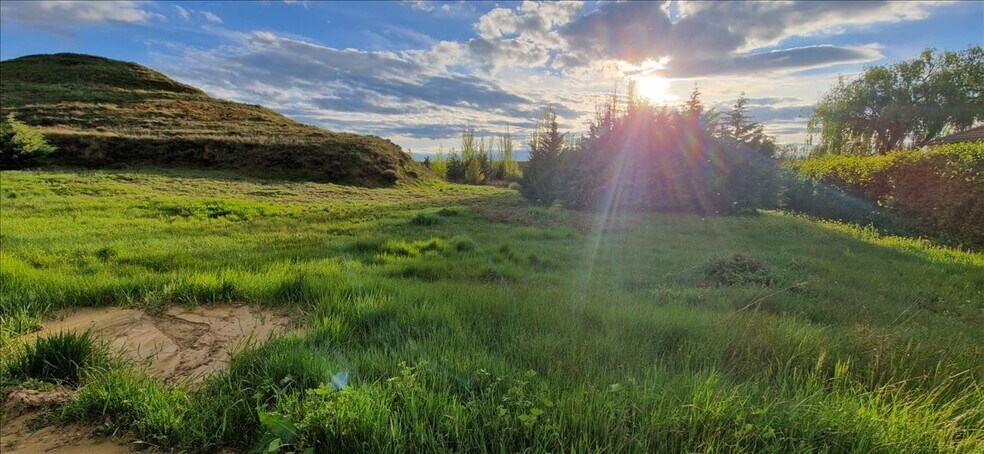 Terreno en Monzón de Campos en venta - Foto del edificio - Imagen 1 de 16